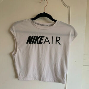 Nike Air Women's Dri-Fit Crop Top size small
